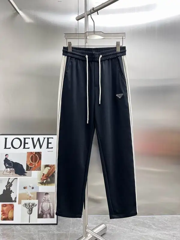 Prada M-4XL xetr03 (1)